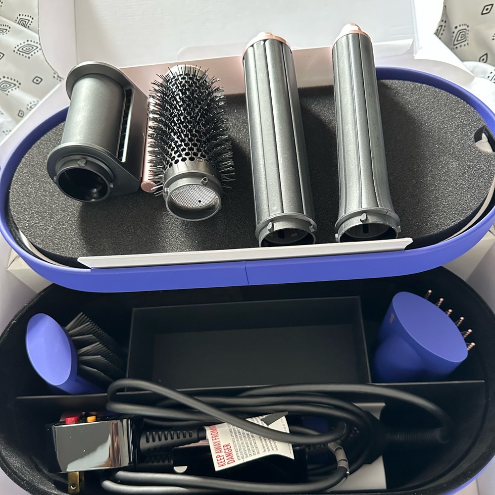 DYSON AIRWRAP COMPLETE